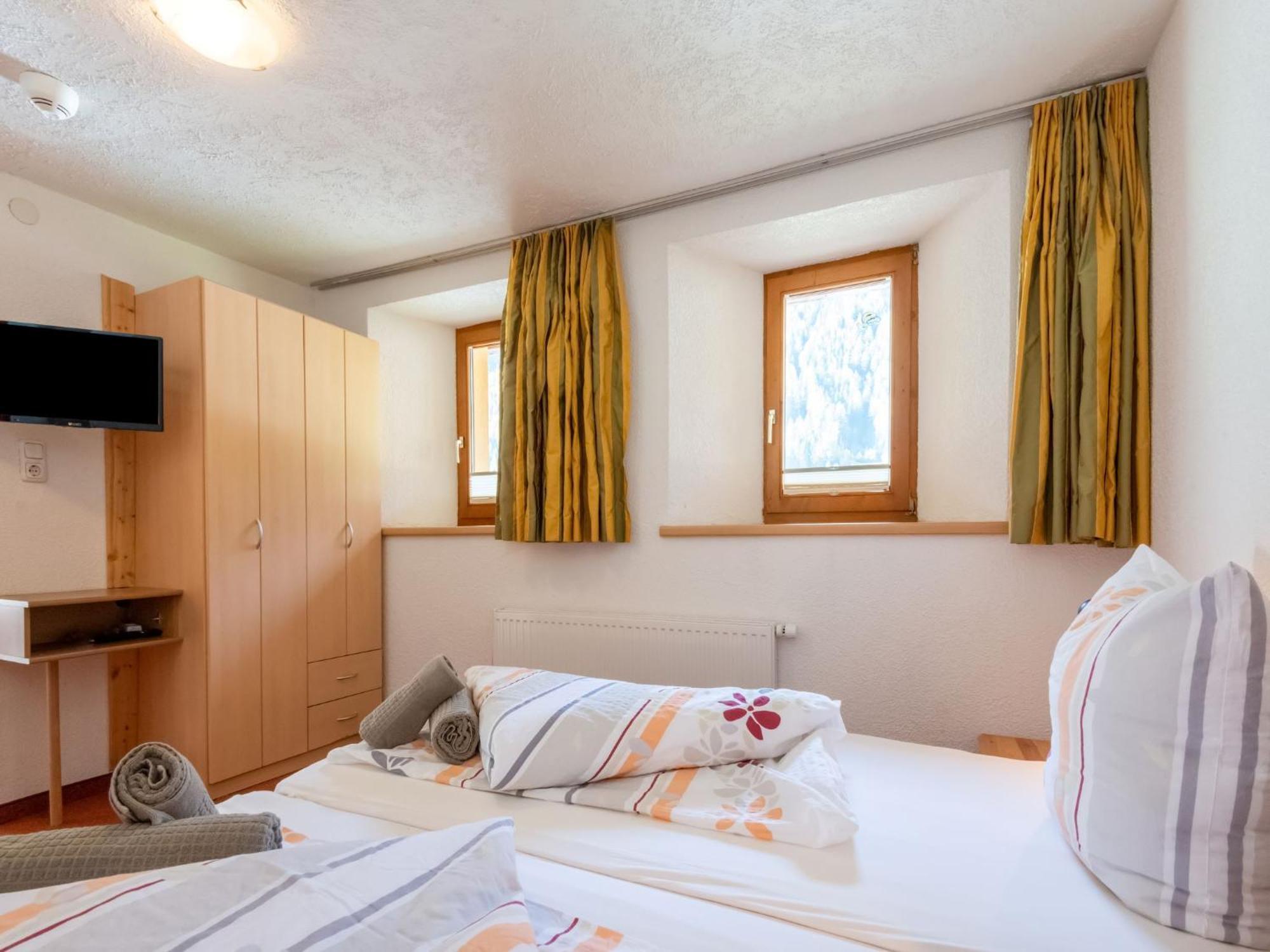 Haus Anna Hotel Längenfeld Buitenkant foto